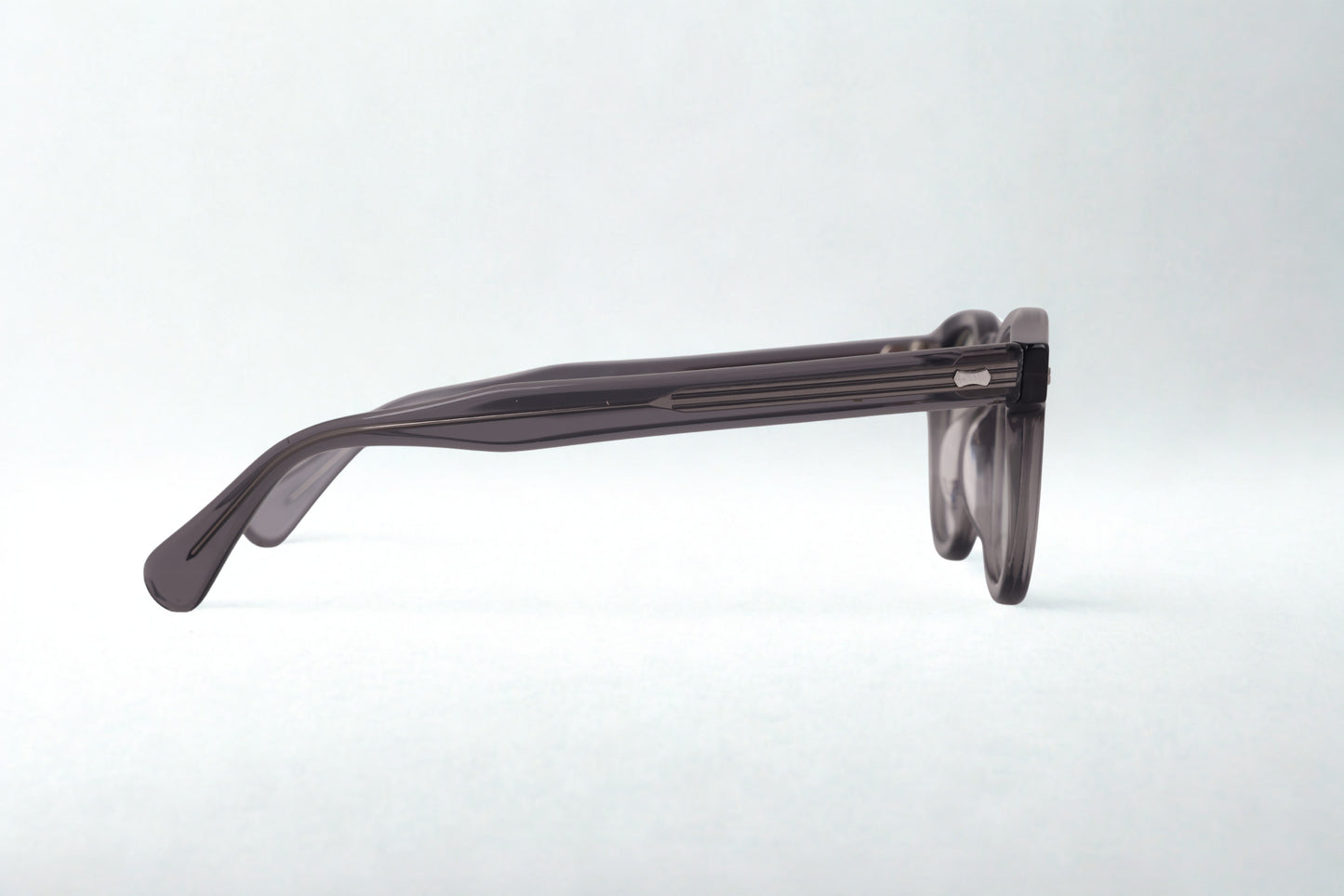 Icon Eyewear DJ9011