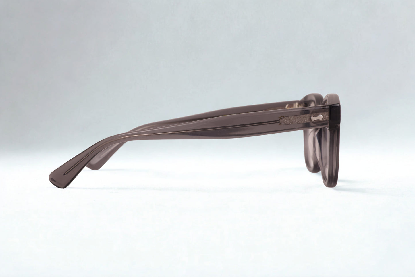 Icon Eyewear DJ9016