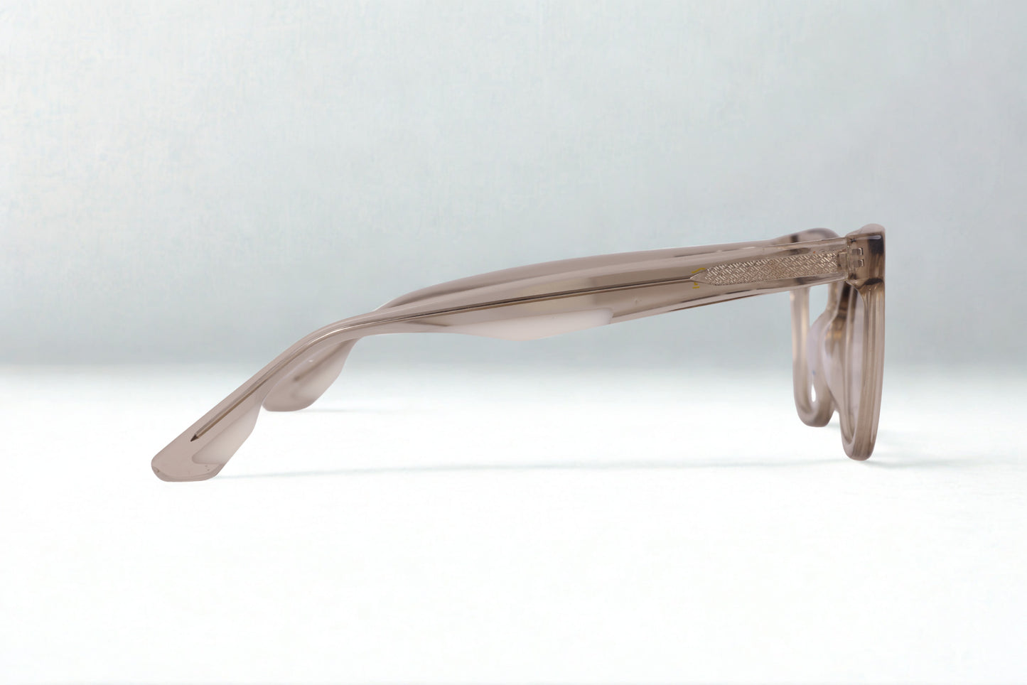 Icon Eyewear M2521